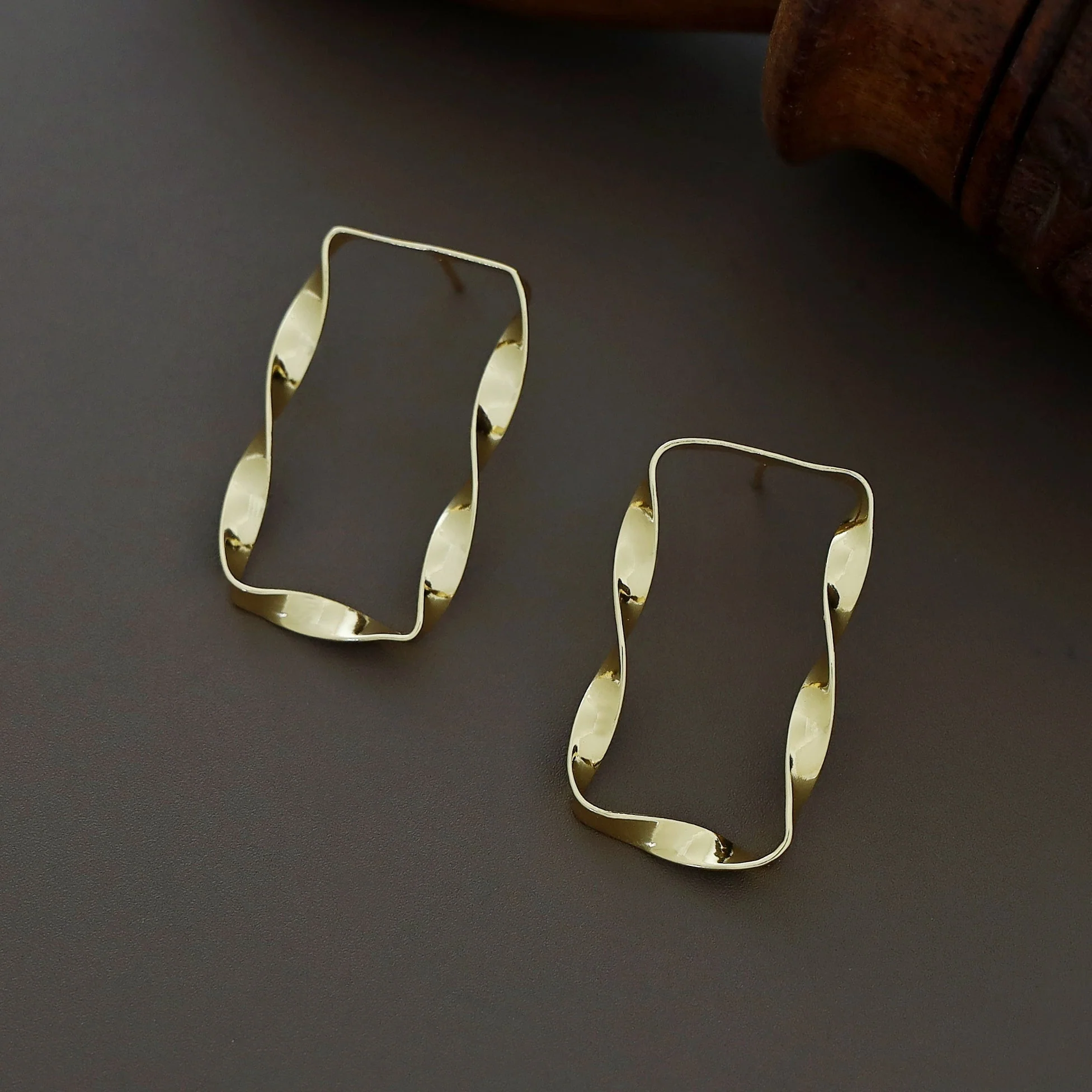 Golden Twisted Rectangle Earring - Image 3